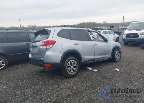 2020 Subaru Forester Premium z USA, uszkodzony, nr VIN JF2SKAJC2LH509662